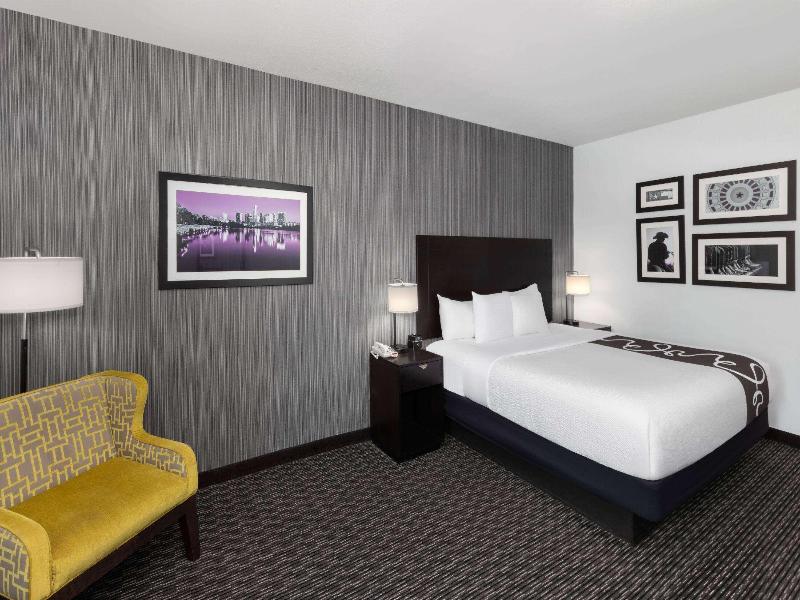 La Quinta Inn & Suites Austin - Cedar Park image