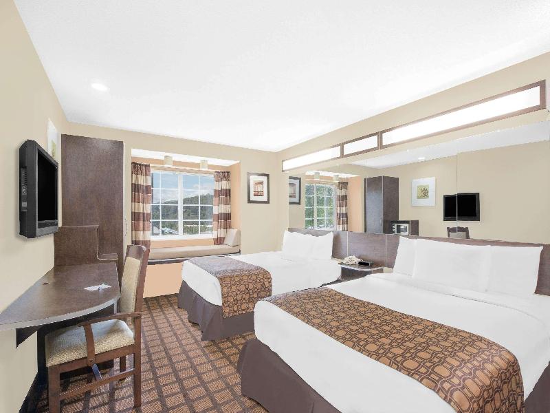 Microtel Inn & Suites By Wyndham Franklin image
