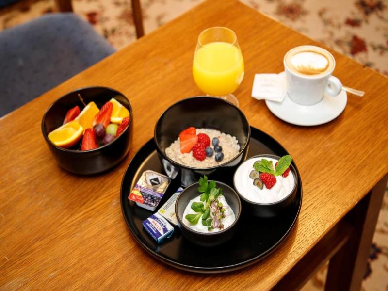 LH Hotel Gold — restaurant