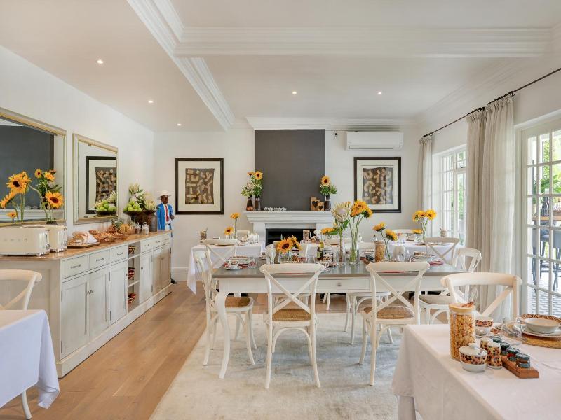 Villa Coloniale image
