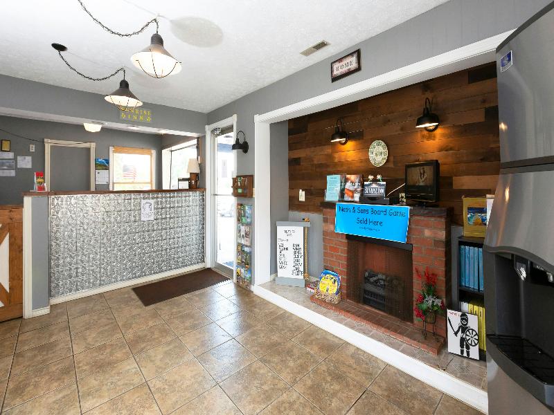 Sunrise Inn Williamstown image