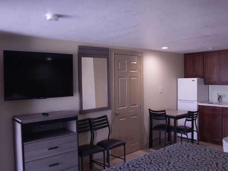 SUITE KING SIZE BED