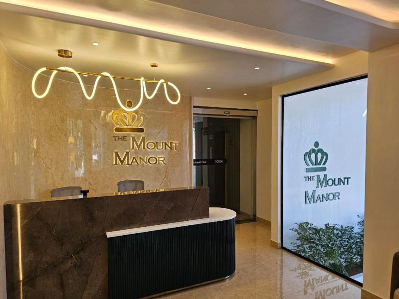 The Mount Manor image