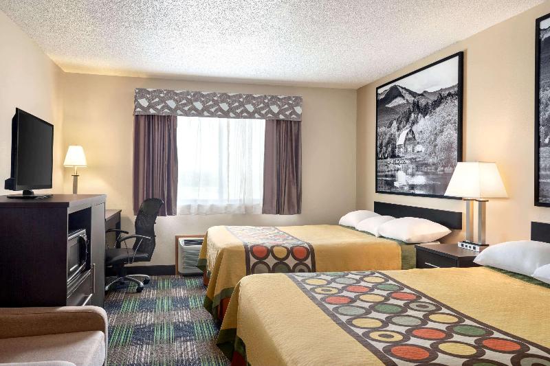 Super 8 by Wyndham Chillicothe image
