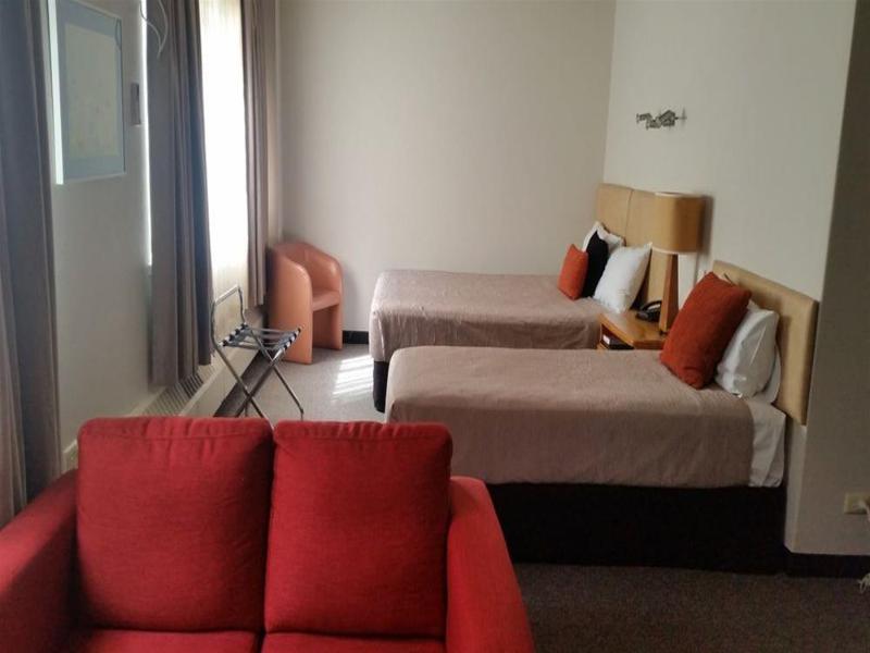 Belconnen Hotel & Serviced Apartments image