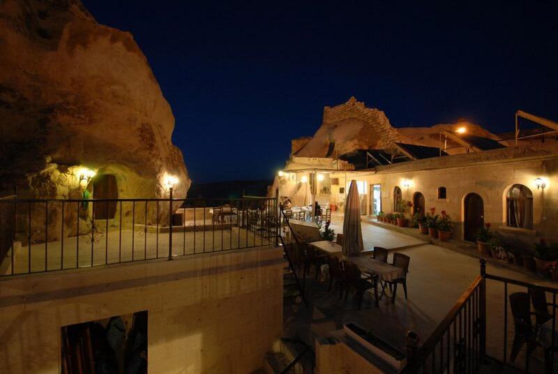 Arif Cave Hotel image