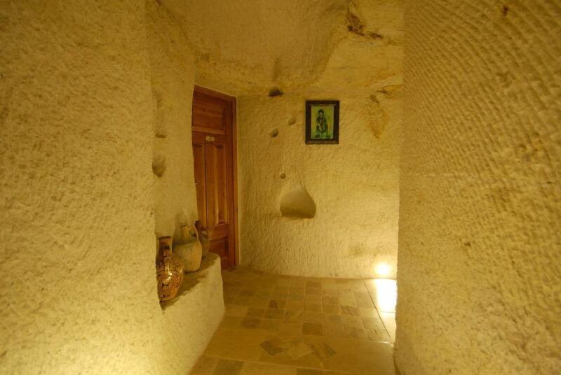 Arif Cave Hotel image