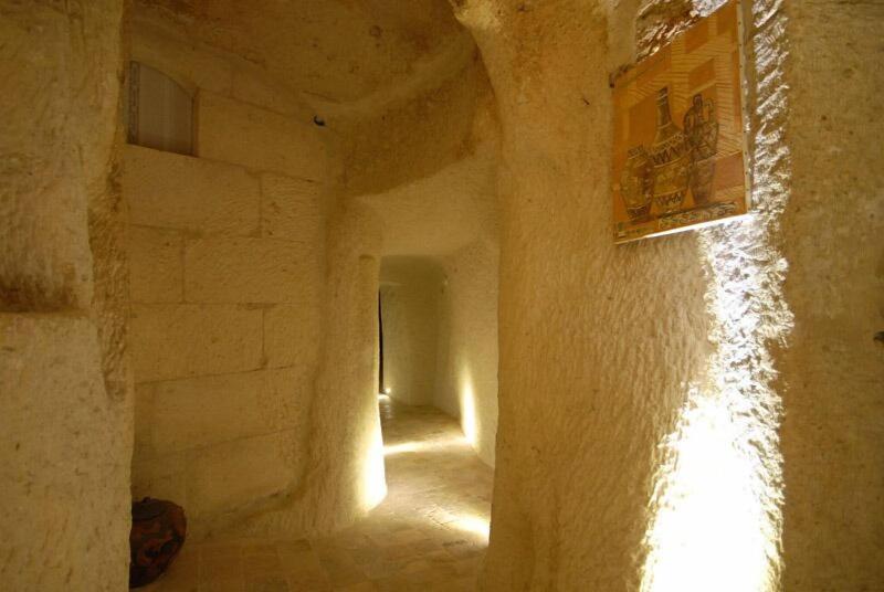 Arif Cave Hotel image