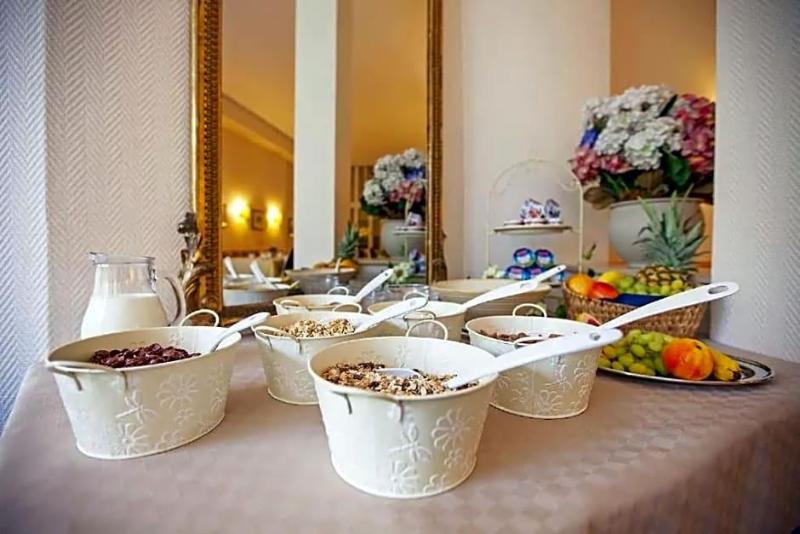 Hotel Mozart image