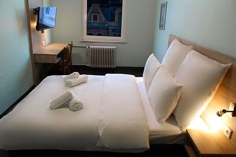 Hotel Mozart image