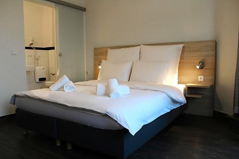 Hotel Mozart image