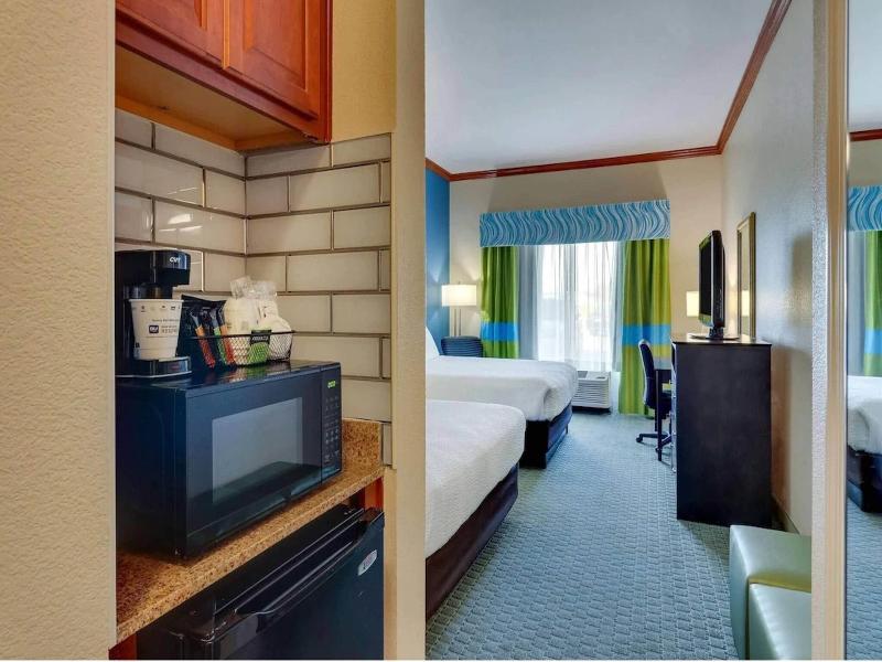 Comfort Inn & Suites Waco TX image