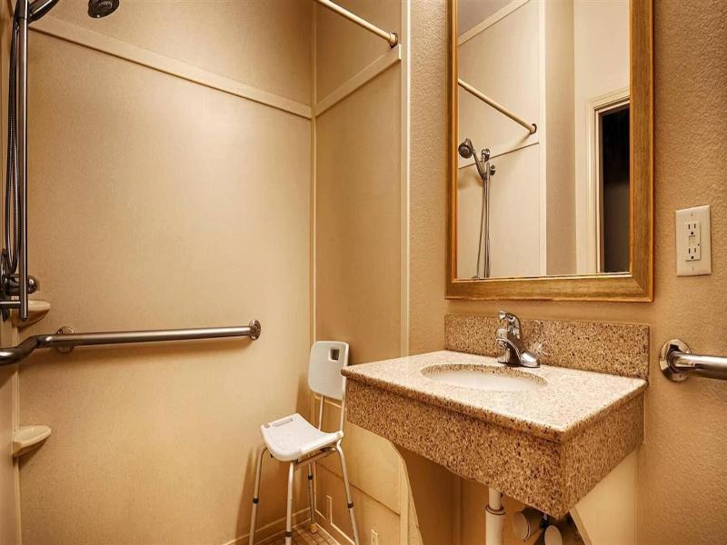 Comfort Inn & Suites Waco TX image