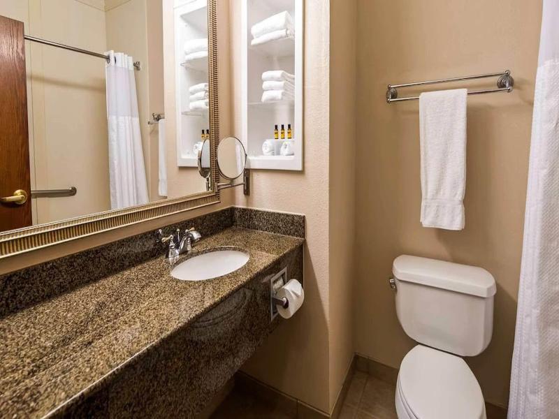 Comfort Inn & Suites Waco TX image