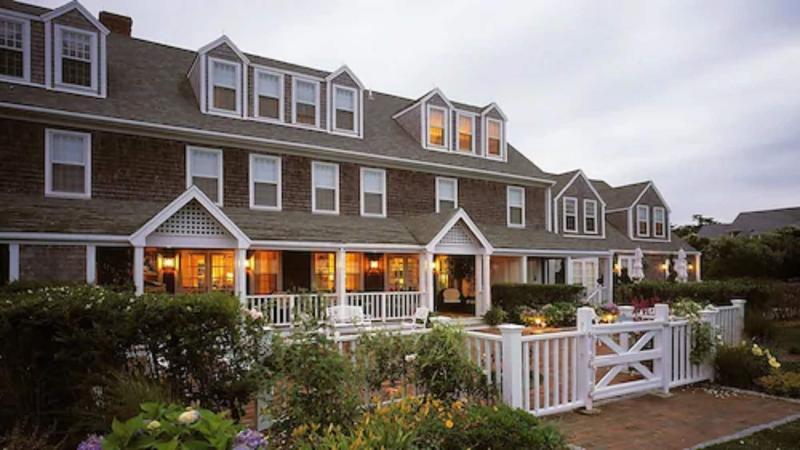 The Wauwinet, an Inn by the Sea — general view