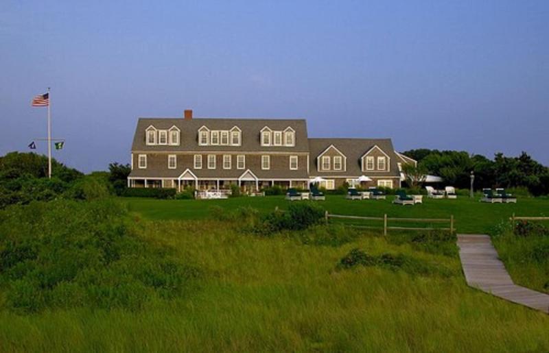 The Wauwinet, an Inn by the Sea — general view