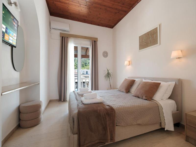 Katsaros Studios & Apartments image