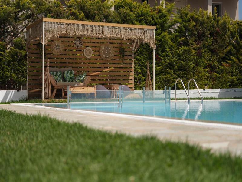 Katsaros Studios & Apartments image