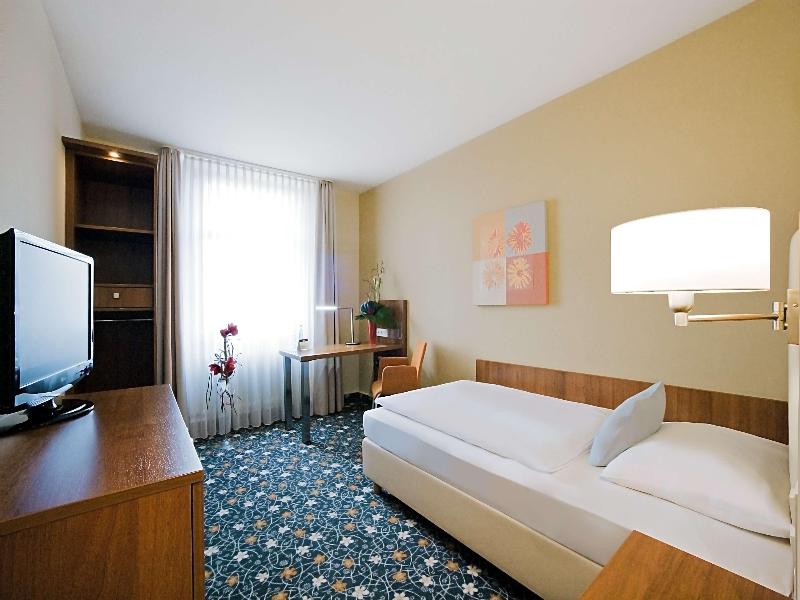 Best Western Hotel President image