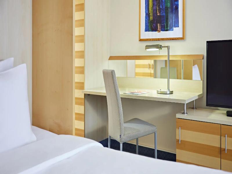 Lindner Hotel Cologne Am Dom, part of JdV by Hyatt image