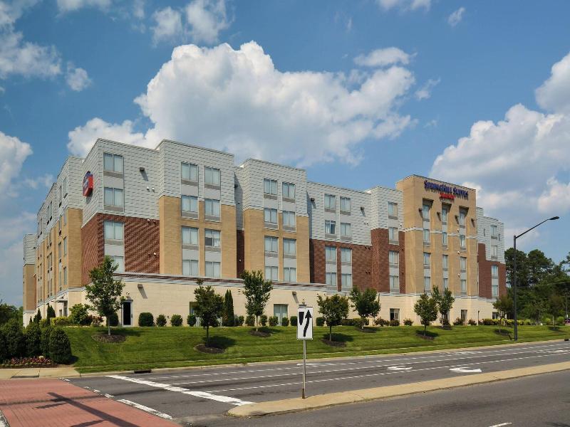 Springhill Suites Charlotte Ballantyne image