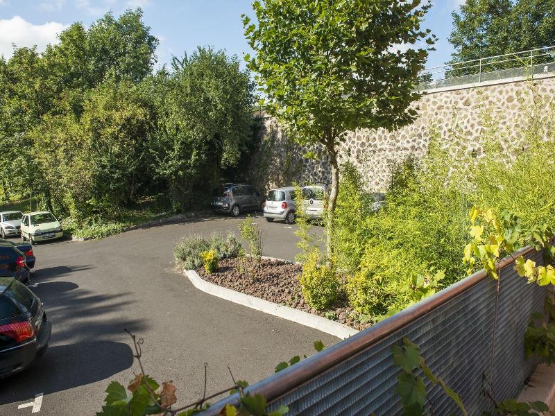 Appart Hotel Del Capucins image