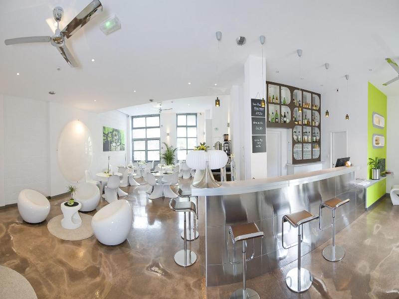 Appart Hotel Del Capucins image