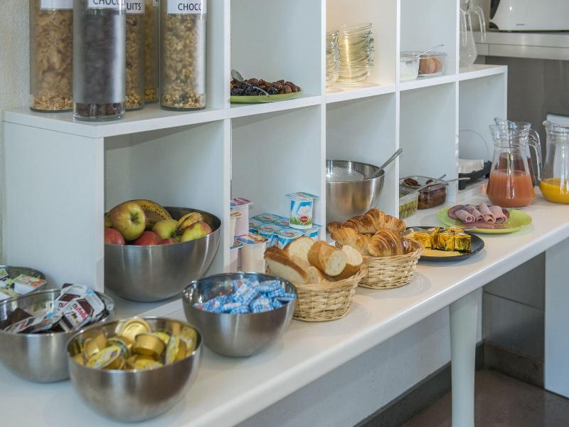 Appart Hotel Del Capucins image