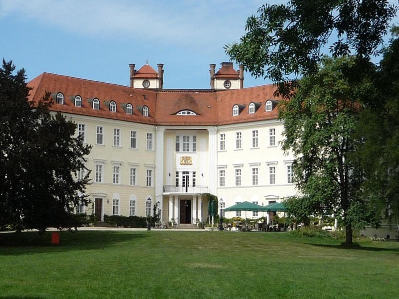 Schloss Lübbenau image