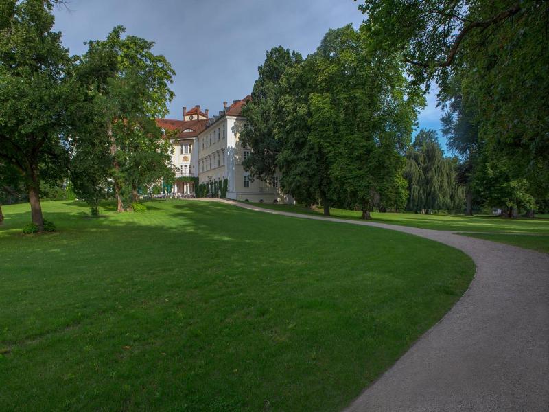 Schloss Lübbenau image