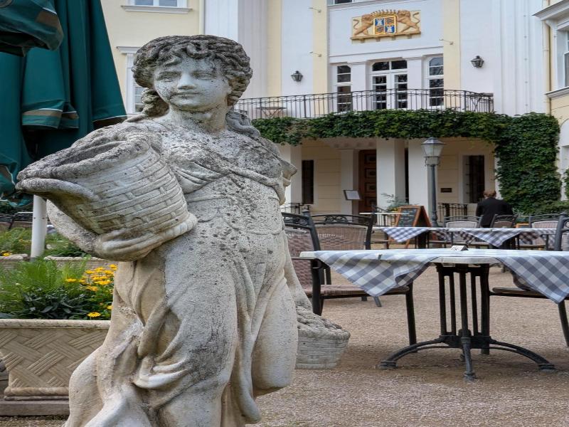 Schloss Lübbenau image