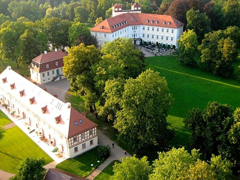 Schloss Lübbenau image