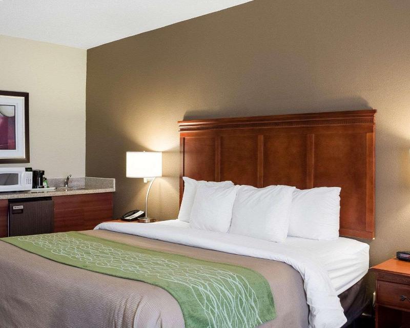 Quality Inn Cleveland, MS image