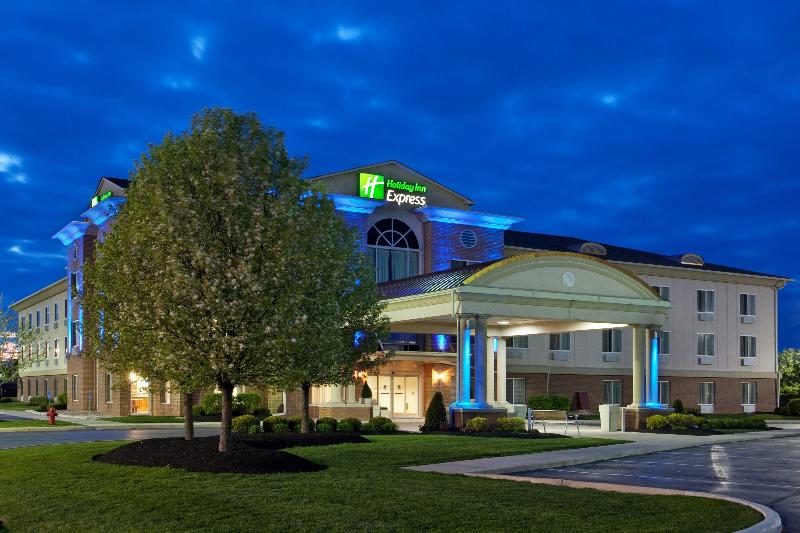 Holiday Inn Express & Suites Marion image
