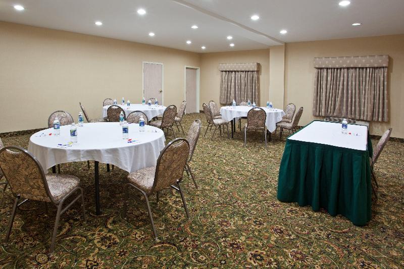 Holiday Inn Express & Suites Marion image