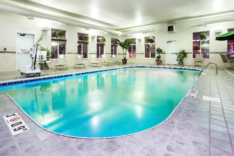 Holiday Inn Express & Suites Marion image