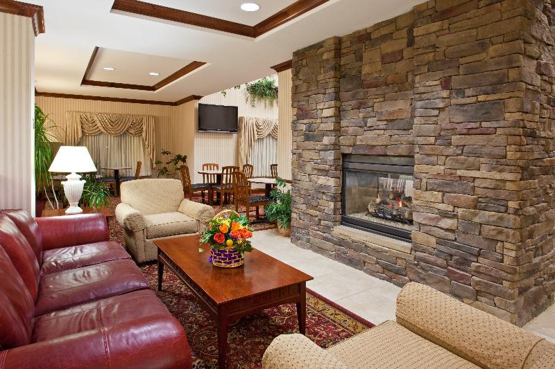 Holiday Inn Express & Suites Marion image