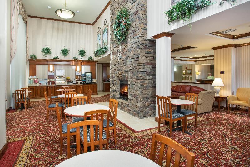 Holiday Inn Express & Suites Marion image
