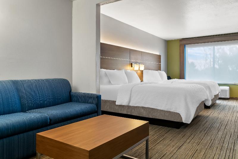 Holiday Inn Express & Suites Marion image