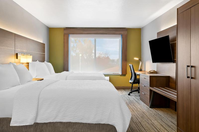 Holiday Inn Express & Suites Marion image