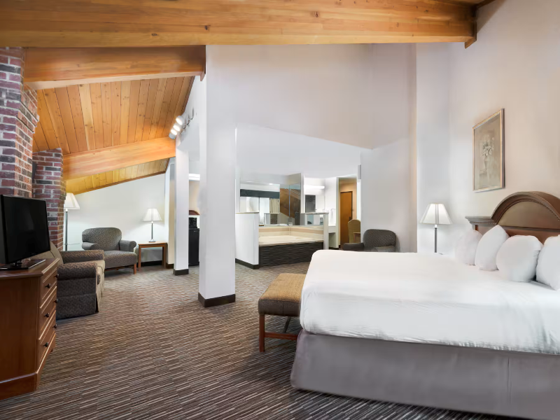 Baymont by Wyndham Columbus/Rickenbacker image