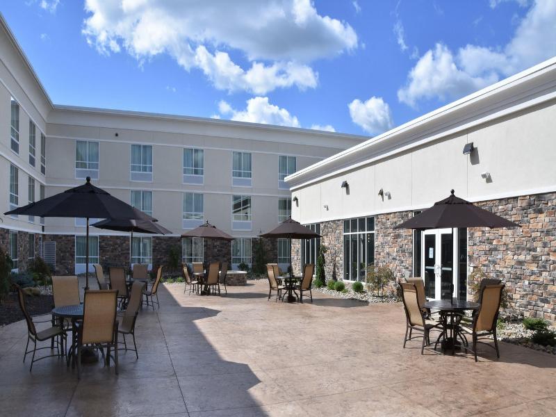 Holiday Inn Canton (Belden Village) image