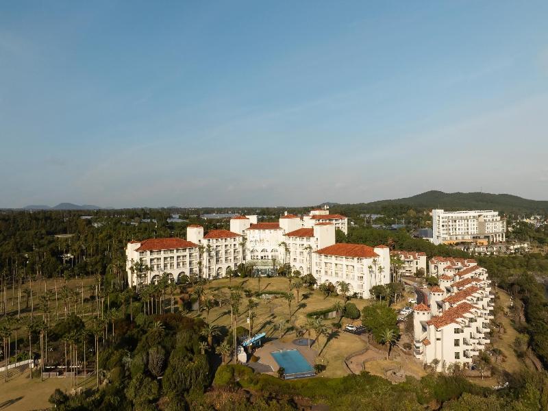 Shineville Luxury Resort — photo 24