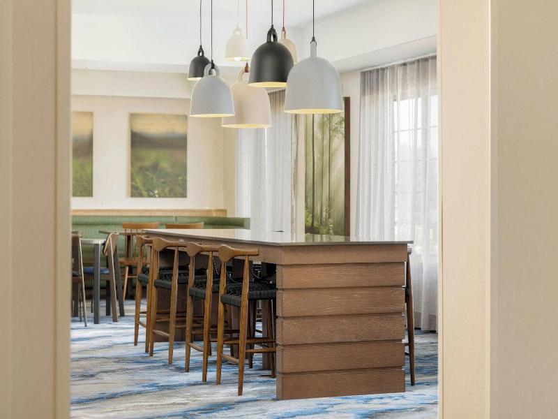 Fairfield Inn & Suites by Marriott Cincinnati East image
