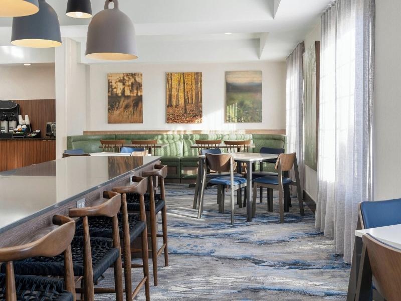 Fairfield Inn & Suites by Marriott Cincinnati East image