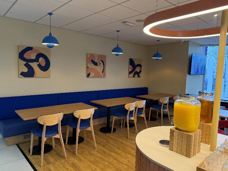 Holiday Inn Express Nuneaton image