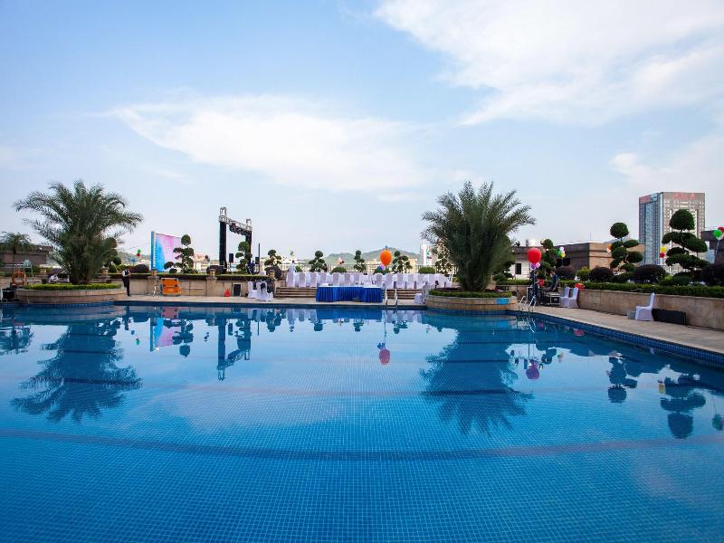 Ramada Plaza by Wyndham Shaoguan City Centre