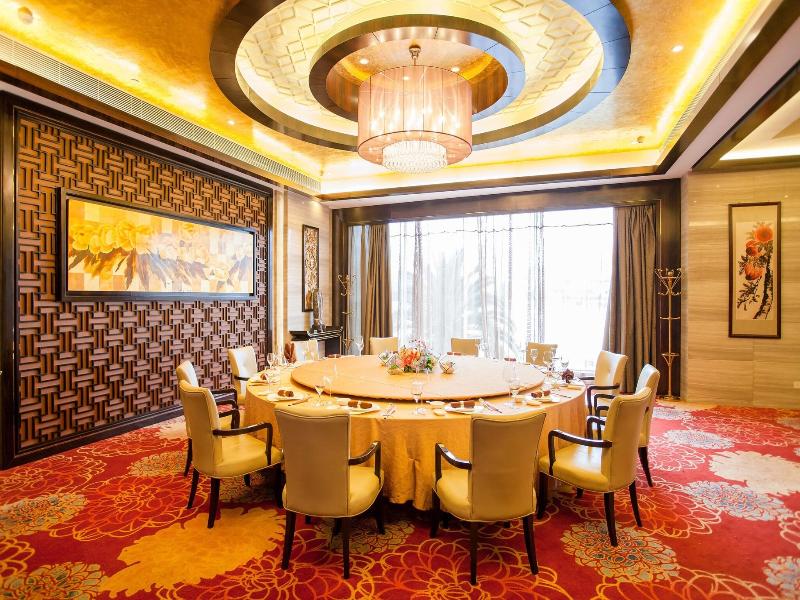 Ramada Plaza by Wyndham Shaoguan City Centre