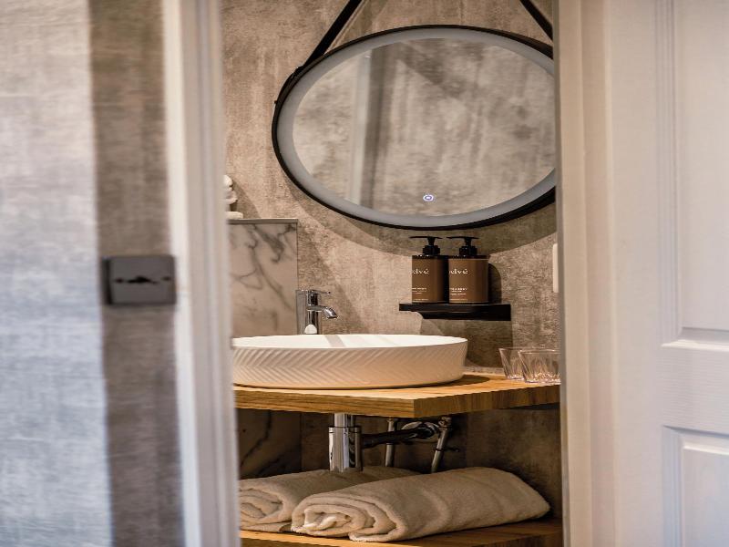 Hunday Manor Country House Hotel image