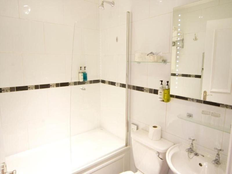 Hunday Manor Country House Hotel image